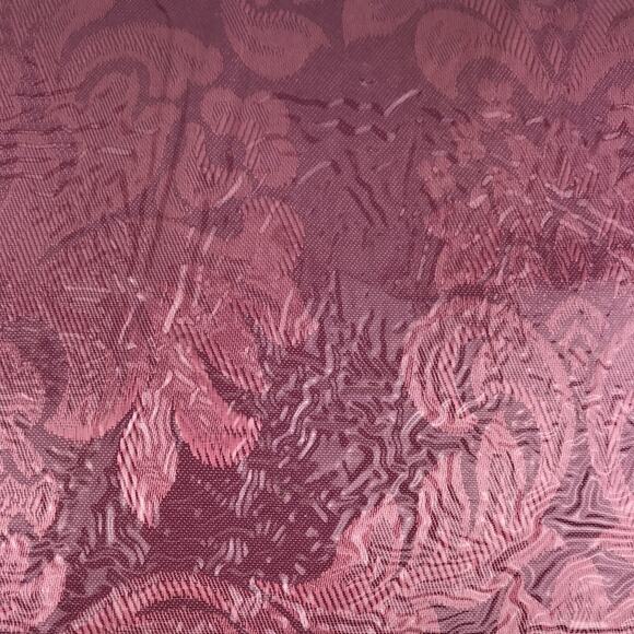 NEW Home Statements Collection Regency Tablecloth 60x104 Oblong Rose Jaquard - Picture 3 of 5